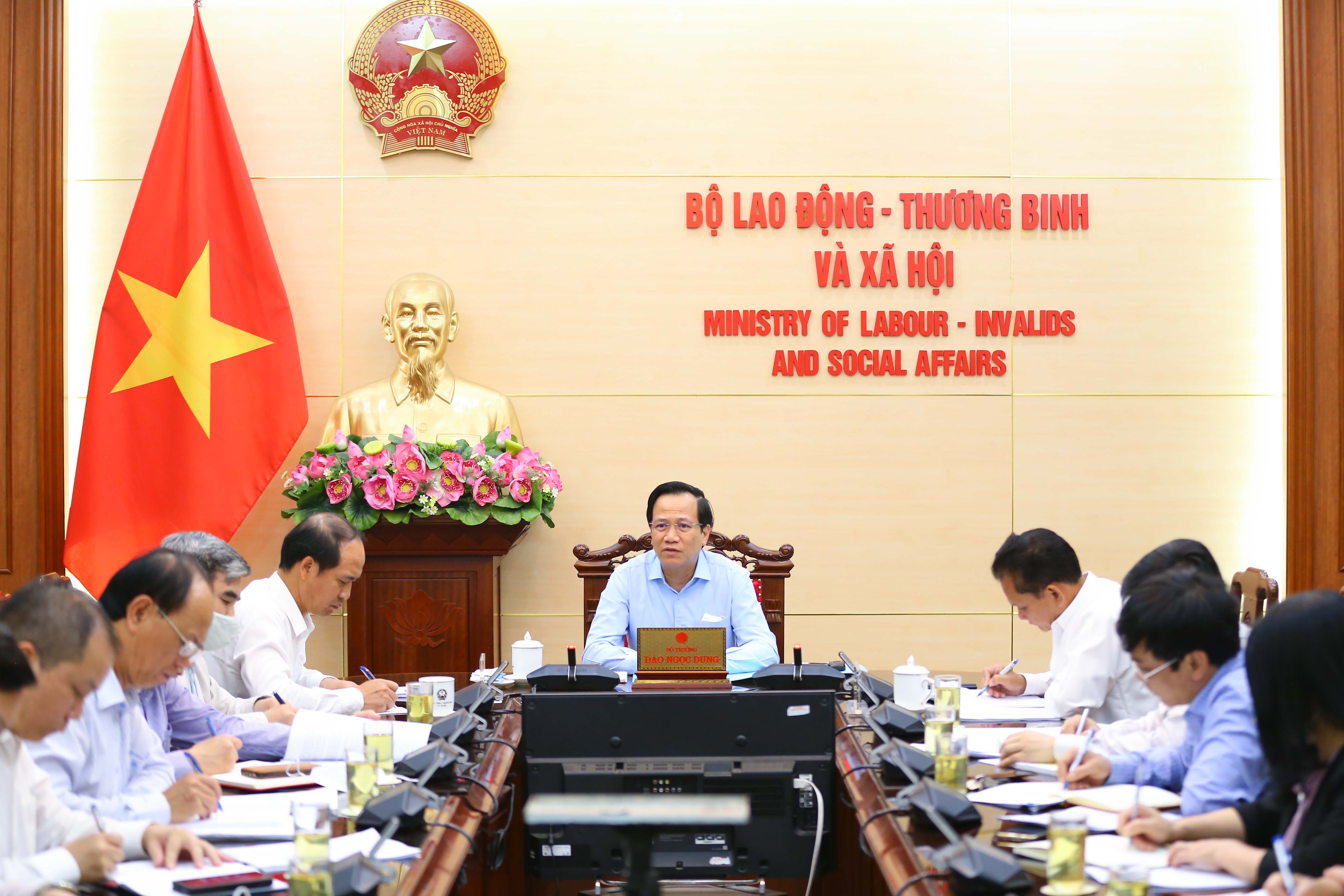Xây dựng “lưới” an sinh xã hội theo hướng bền vững, toàn diện, bao trùm